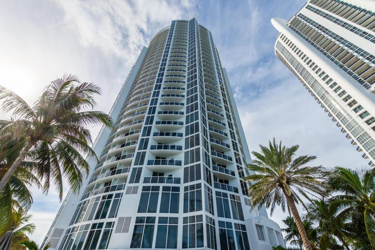 Trump Intl 2 Bedroom Apartment 1600 Sf Ocean And Bay View With Terrace Miami Beach Exterior photo